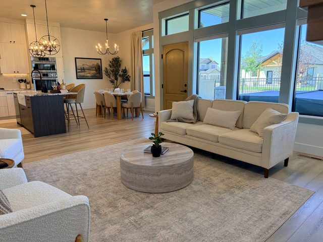 Canyon Luxe • Hot Tub • Fire Pit • A+ Location — Twin Falls, ID