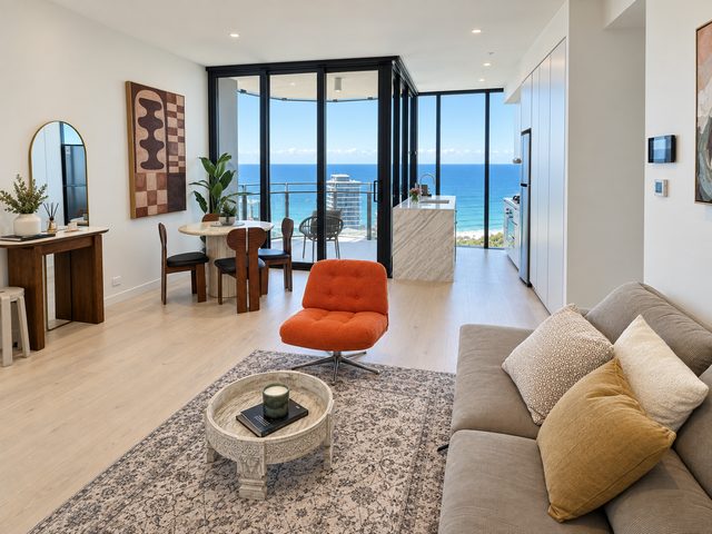 Blue Horizon | Broadbeach Sky Escape — Broadbeach, Queensland