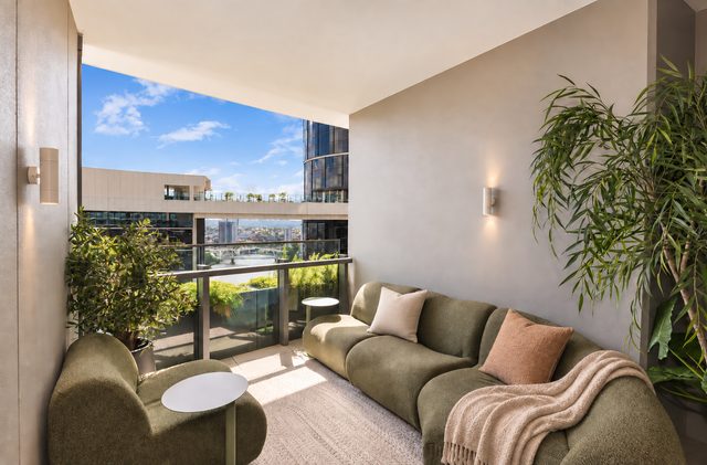 Maison Quatre | Brisbane Skyline & River Escape