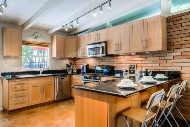 Next to UT, 3 Miles to Downtown, Pet- Friendly — Austin, TX