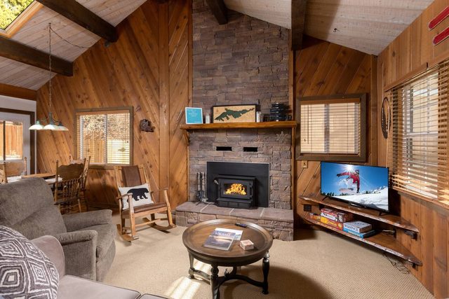 Moonridge Cabin — Big Bear Lake, CA