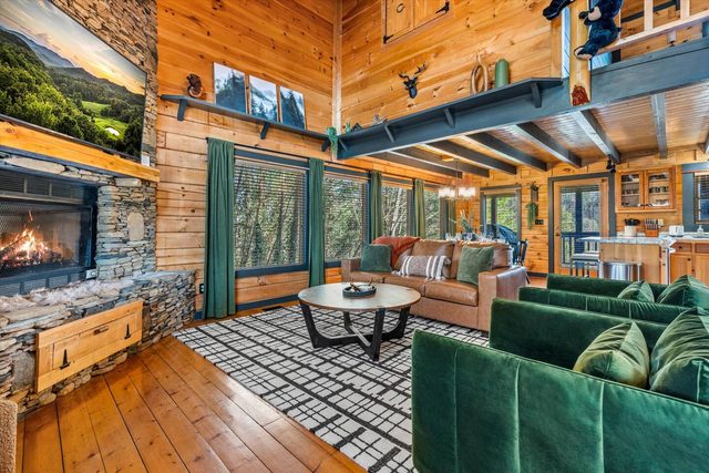 Bearfoot Pines — Sevierville, TN