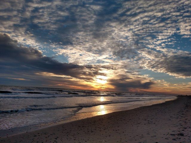 BS234 Sound view, pool, 3 minute walk to the beach — Atlantic Beach, NC