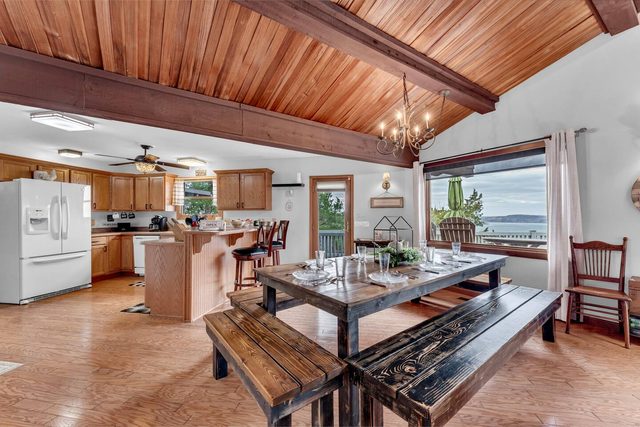 Lakeview 5BR + Private Cottage | Fire Pit — Kimberling City, MO