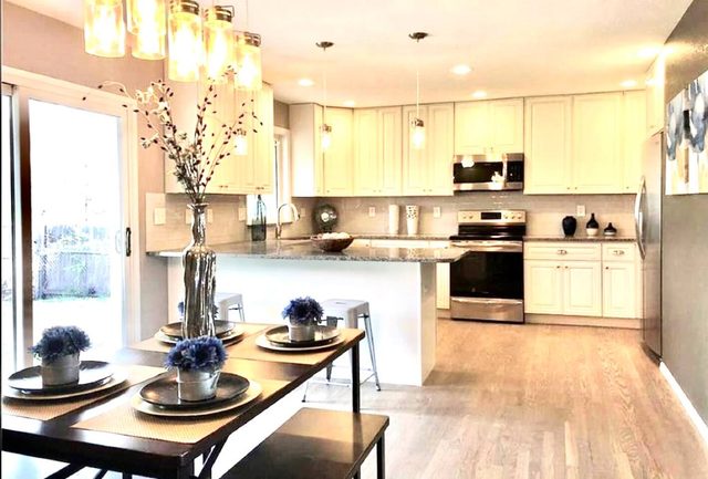 10 Beds+ Hot Tub+ Game Room+ Arcades +Pet Friendly
