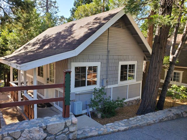 ¤ Blackbear Den at The Twin Peaks Lodge ¤ — Twin Peaks, CA