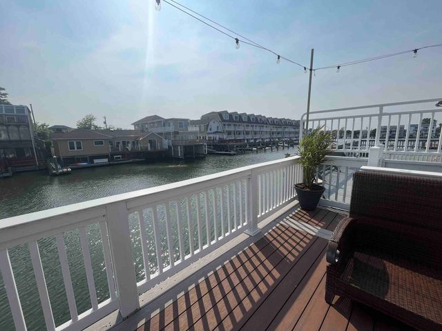 Buoy Bay– Luxury Waterfront Home in AC!