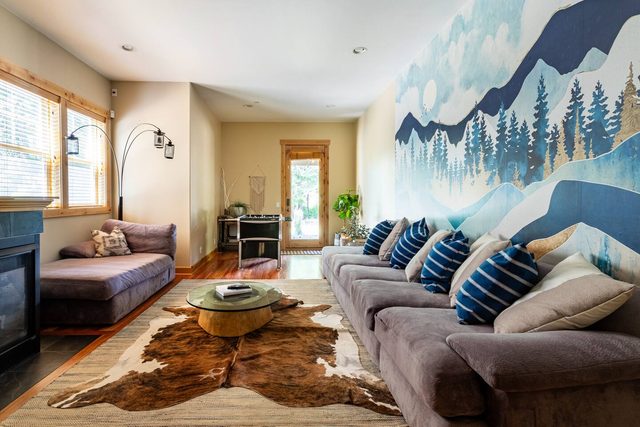 Beautiful Suncadia Home on Private 1 Acre Lot