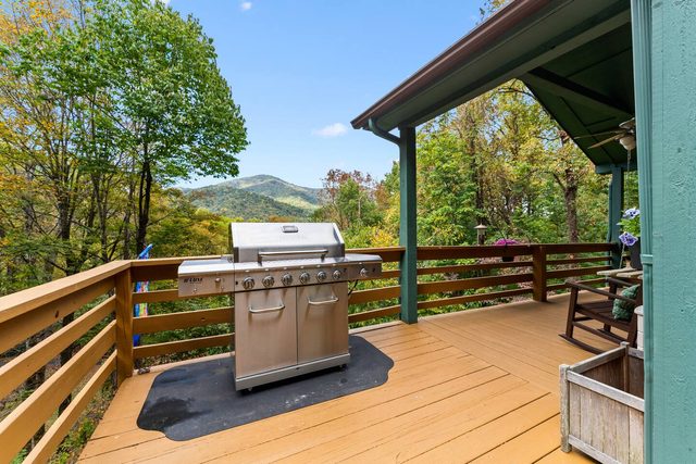 Bella Vita/3 bedroom-2 bath/1-Level/King beds/Pets Allowed/5 star Reviews
