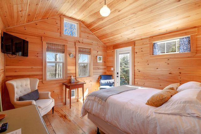 Cabin 4 • Unwind in Nature • Beach • Cedar Sauna — Stockton Springs, ME