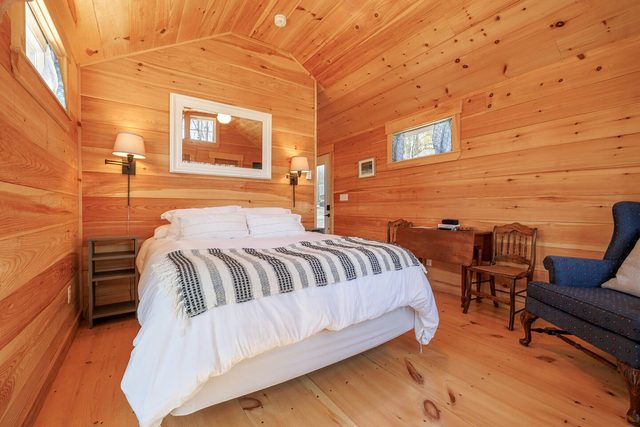 Cabin 1 Near Sandy Point Beach + Wood-Fired Sauna