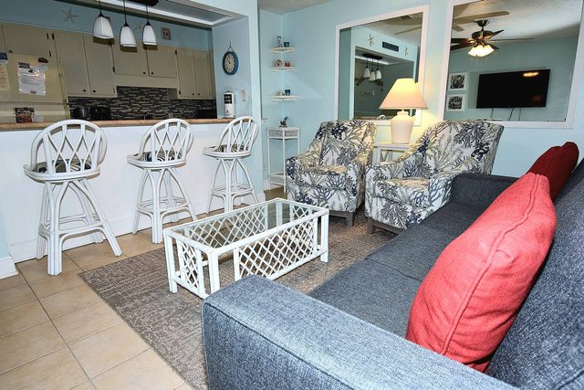Sunswept 102-Beachfront 1br with Beautiful Views — Panama City Beach, FL