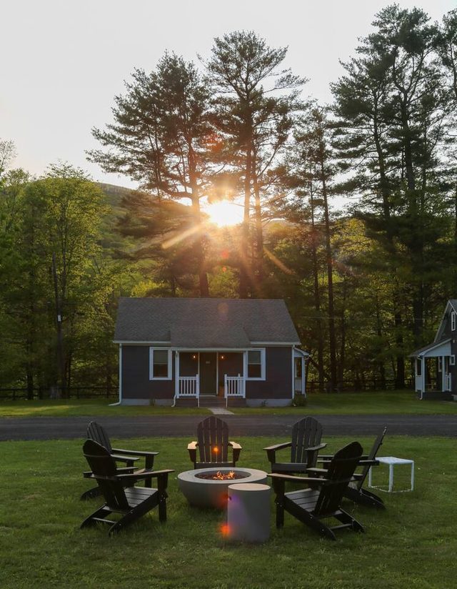 Perch Cottages #5: Creek access + Sauna + Mt views