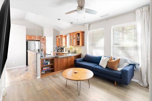 Private Guesthouse | Central A/C + Patio — Flagstaff, AZ
