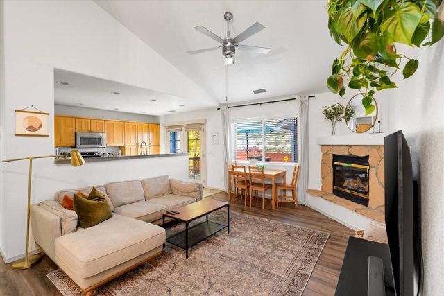 Modern Flagstaff Retreat • A/C • Garage