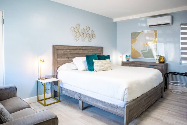 Cozy Beachside Boutique Hotel King Suite kitchen — Daytona Beach, FL