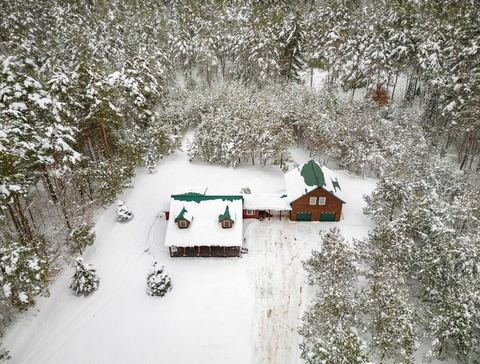 Loft in the Pines