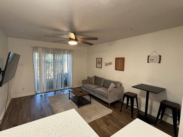 Furnished & Cozy 2BR Near UAMS — Little Rock, AR