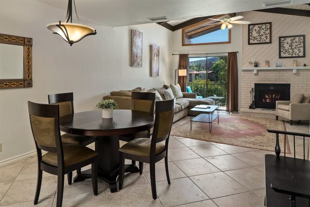 Beautiful Comfortable Condo! Community Pool! - OCE C12 - S097