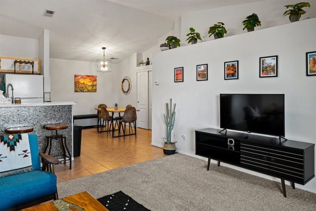 Beautiful & Modern Condo With Views! Community Salt Pool & Hot Tub! Casa Del Sol S118