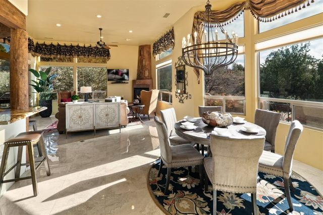 Inspired Retreat in the Heart of West Sedona! Luxury Tuscan - Mule Deer S087