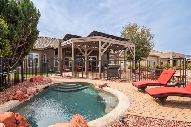 Stunning Home with Private Pool & Fire Pit on the Agave Highlands Golf Course! La Privada - S109