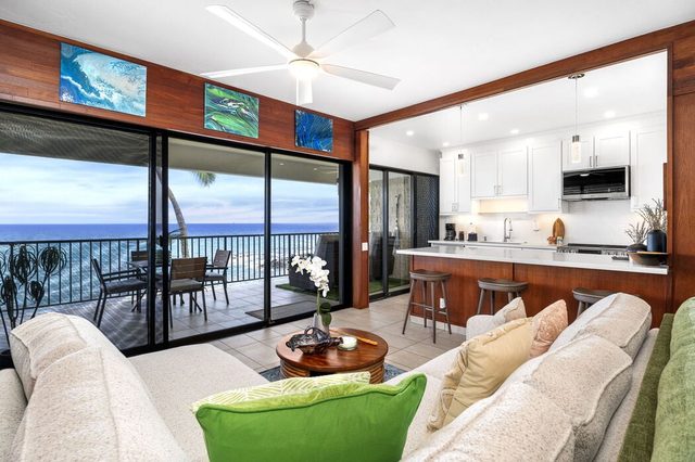 Hale Pohaku 3