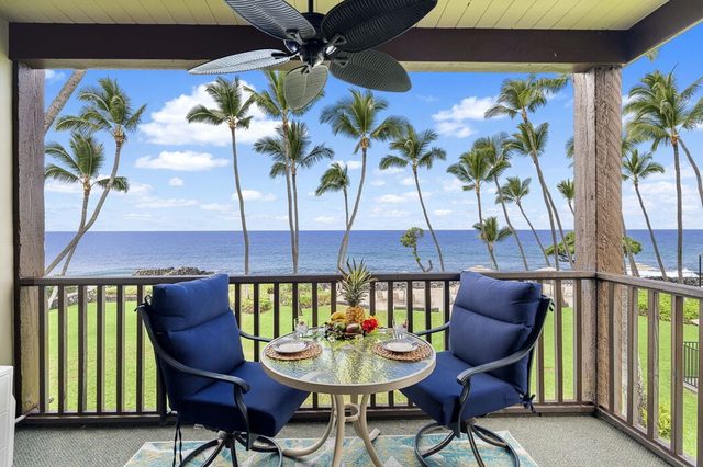 Kona Isle E21