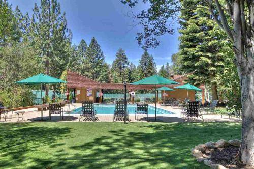 Northshore Townhomes #6 — Tahoe City, CA