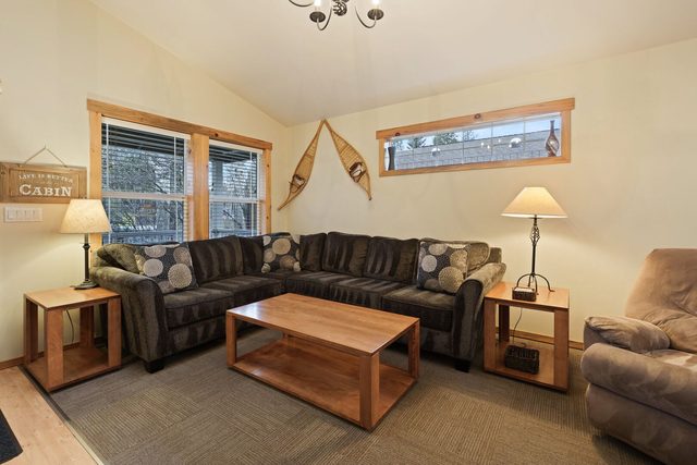 Huckleberry Cottage
