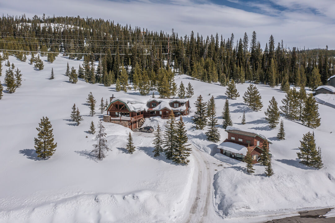 Big Sky - Washaki Cabin