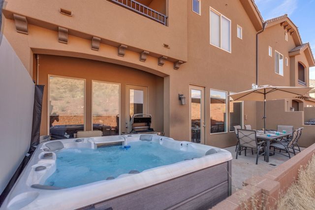 Hidden Canyon in Coral Ridge Resort