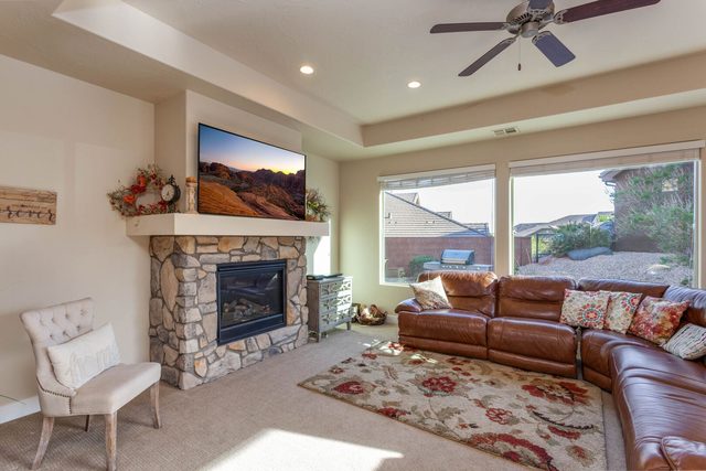 Dixie's Inn at Coral Ridge — Washington, UT