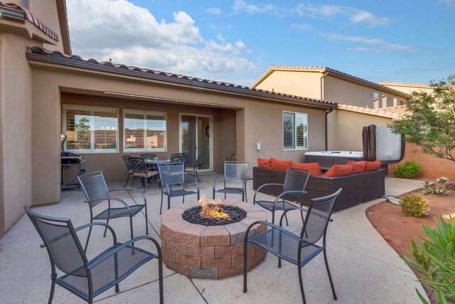 Canyon Ridge in Paradise Village Resort