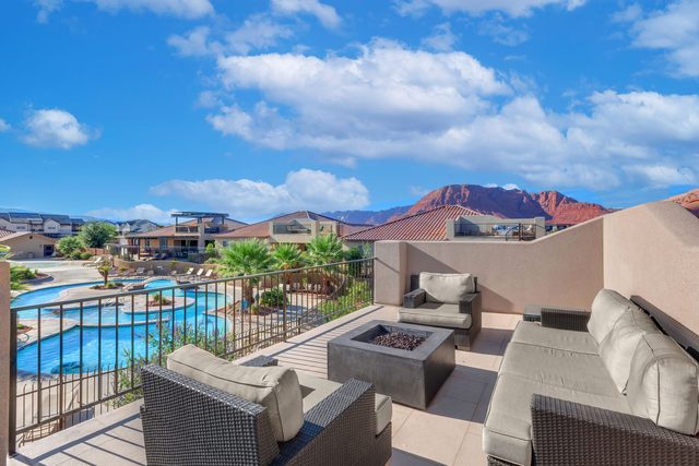 Poolside Retreat at Paradise Village