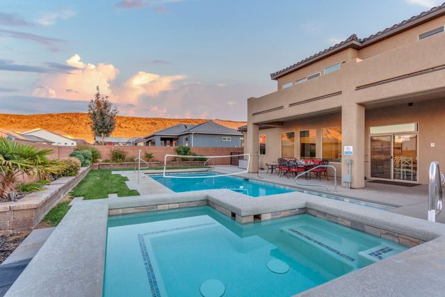 Southern Utah at Sand Hollow Oasis — Hurricane, UT