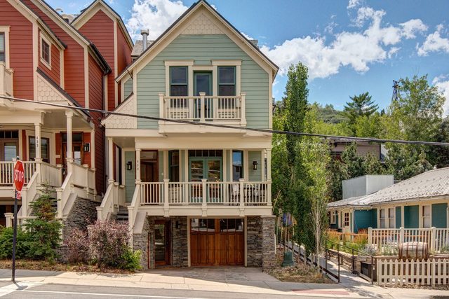 Abode at Snowdancer