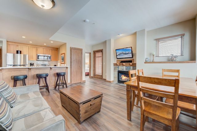 SD-B401 (2BD) — Park City, UT