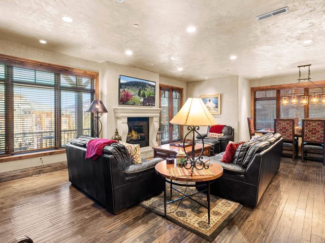 VS-7 (3BD) — Park City, UT