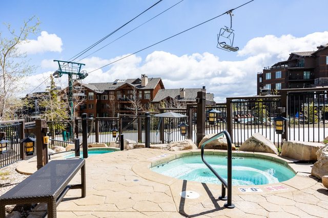 Deer Valley Arrowleaf #202