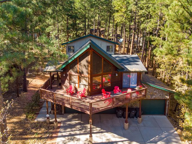 Chalet in the Pines