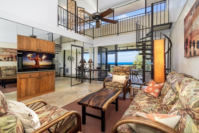 Country Club Villas 304