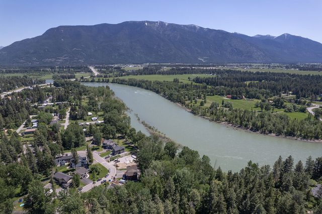 Flathead Valley - CF - Flathead Riverfront Serenity