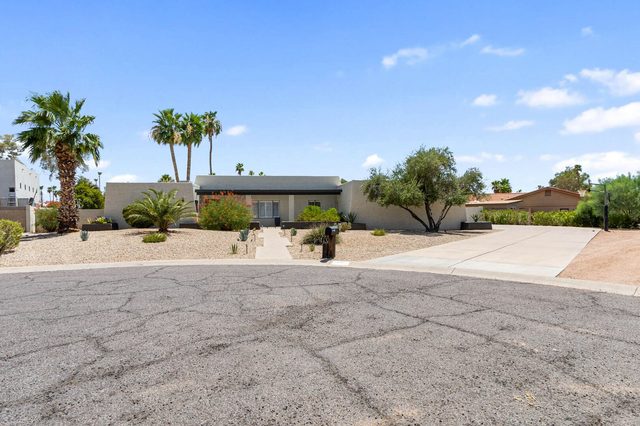 Scottsdale Adobe Modern