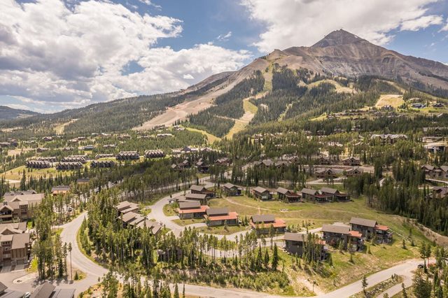 Big Sky - Tanager House