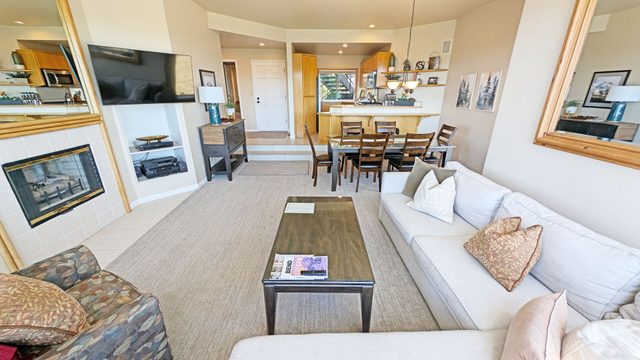 River Ridge 328AB