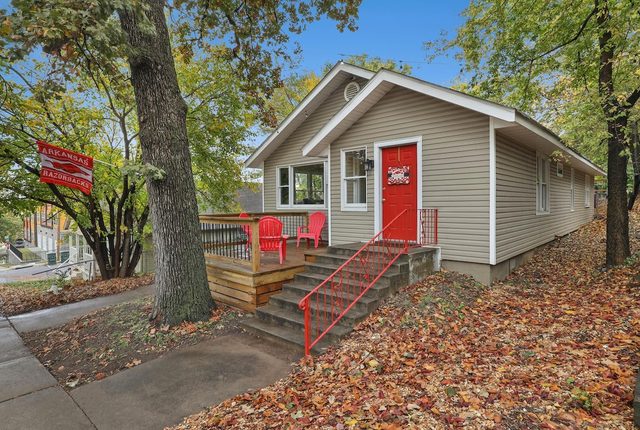 Little Red - Easy 1/2 Mi walk to UofA Campus