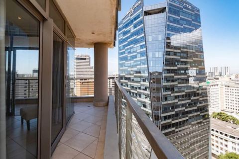 Elegant 2-Bedroom In The Heart Of The CBD