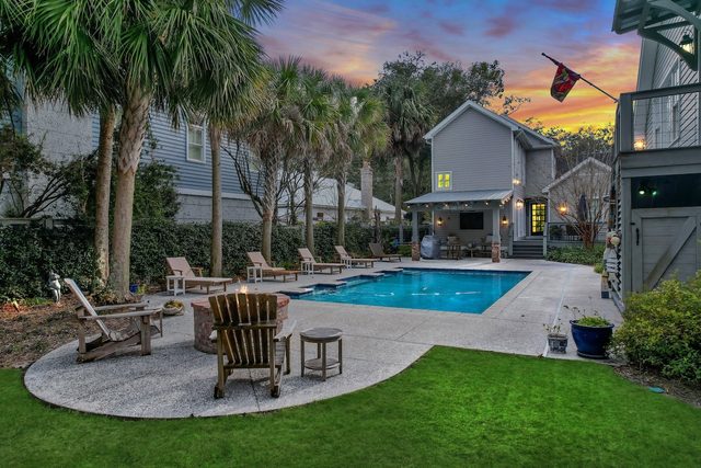 The Grey Pearl - Swimming Pool, Premier Location!