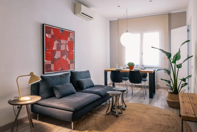 Comfortable 3-bedroom next to Sagrada Familia